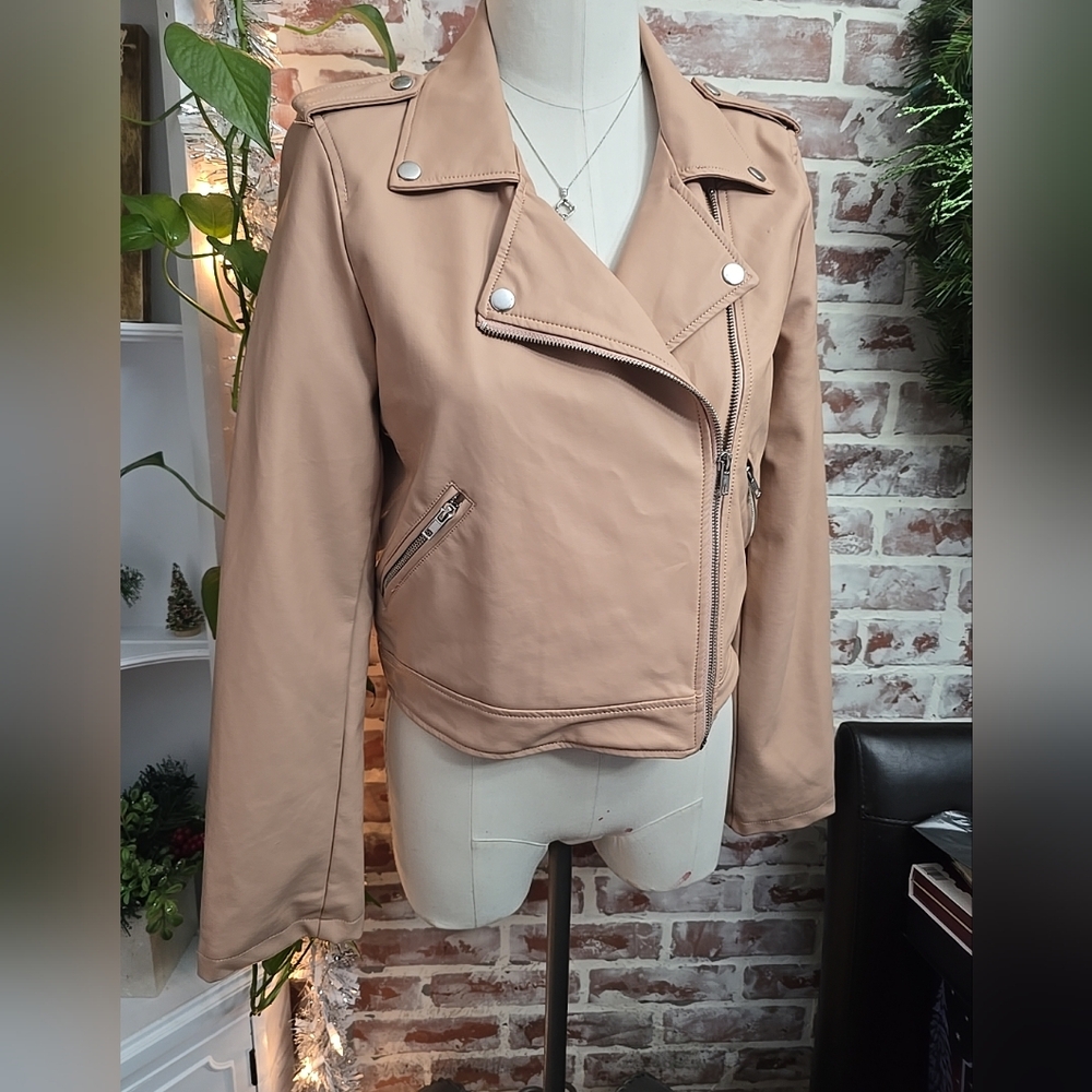 Shinestar womens faux leather jacket sz medium